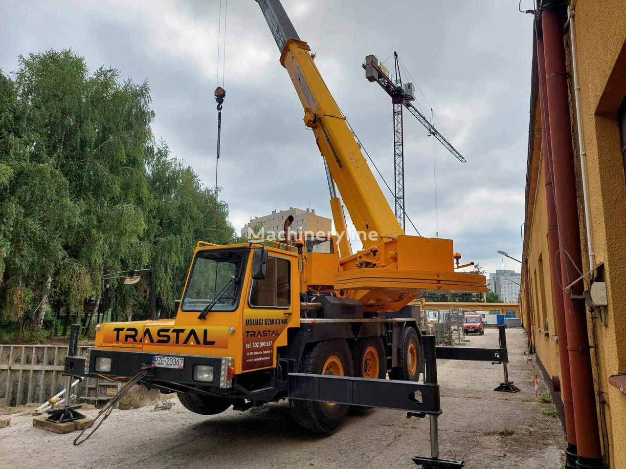 Liebherr LTM 1035 mobile crane