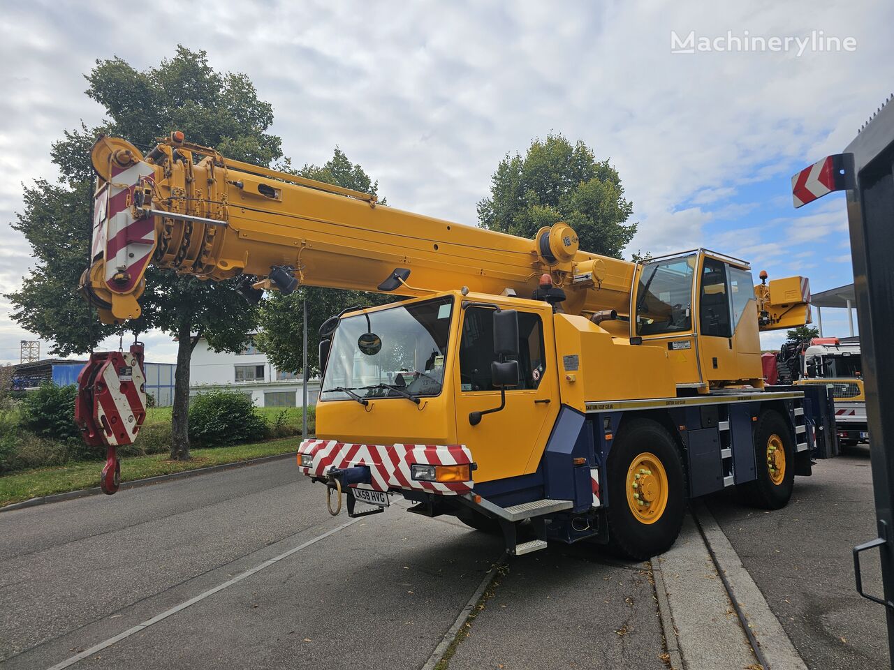 автокран Liebherr LTM 1040-2.1