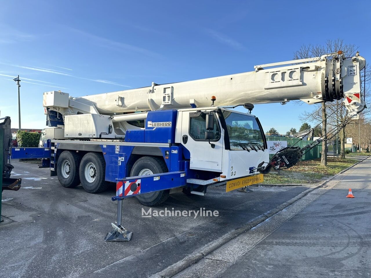 grue mobile Liebherr LTM 1050-3.1 50T - 38M - 6x4x6 - 45.000km 7527h - TELMA - CE - T