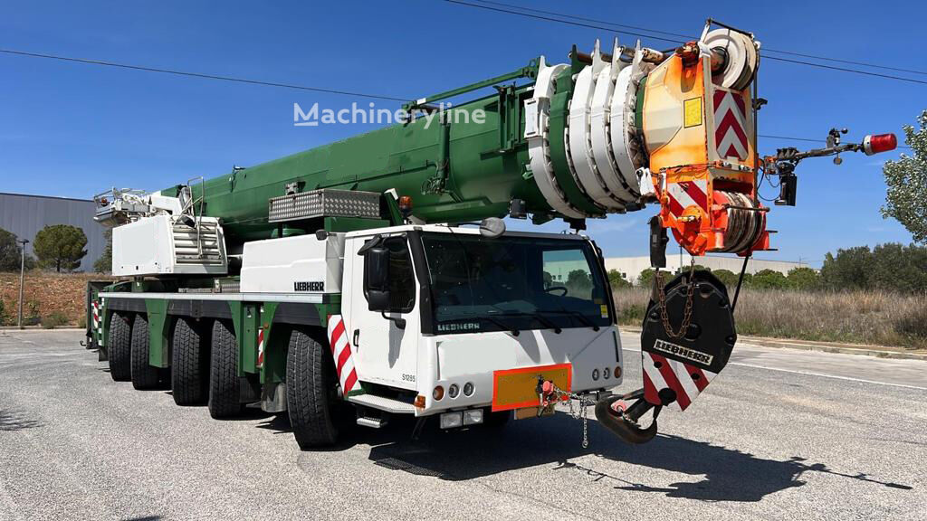 Liebherr LTM 1220 5.2 mobile crane