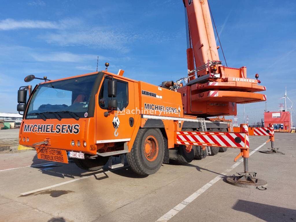 automacara Liebherr LTM1100-5.2