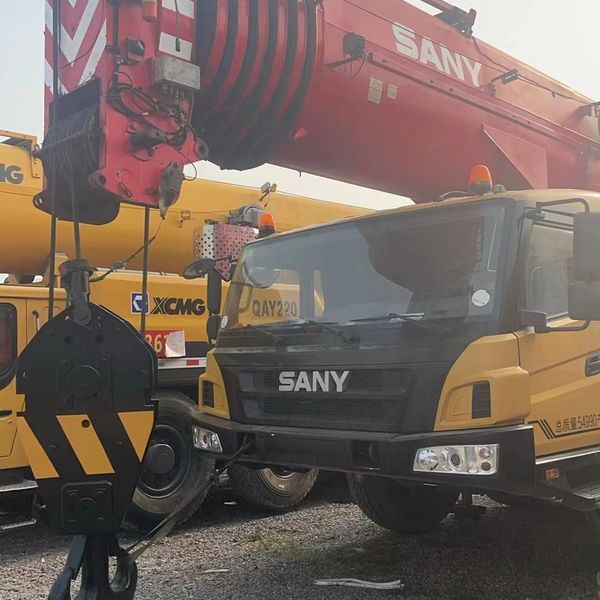 automacara Sany STC1000 Used 100 Ton Truck Crane with High Working Performance