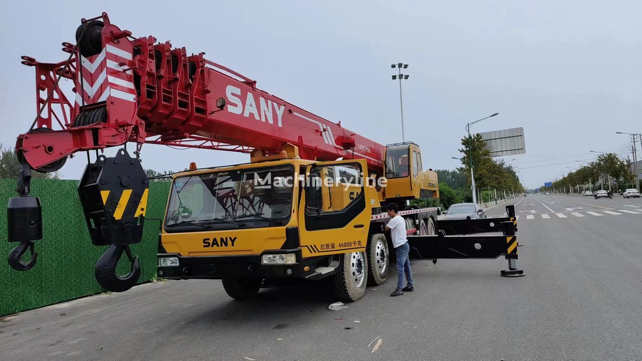 XCMG STC750 en el chasis Sany Sany STC750 STC800 STC500 STC550 75 ton used crane grúa móvil