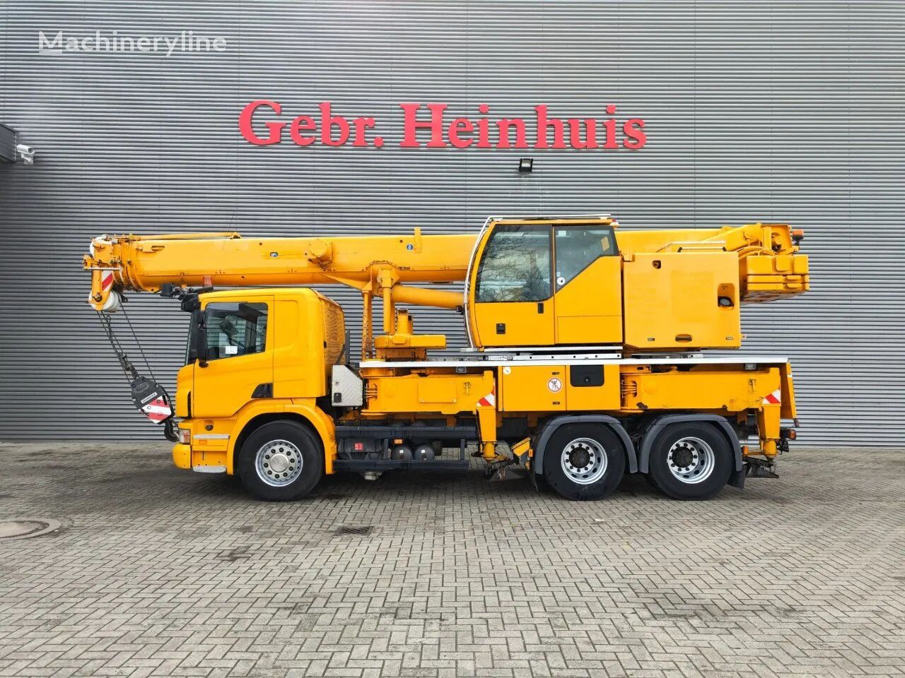 Scania P340 6x4 Liebherr LTF 1035-3.1! grúa móvil