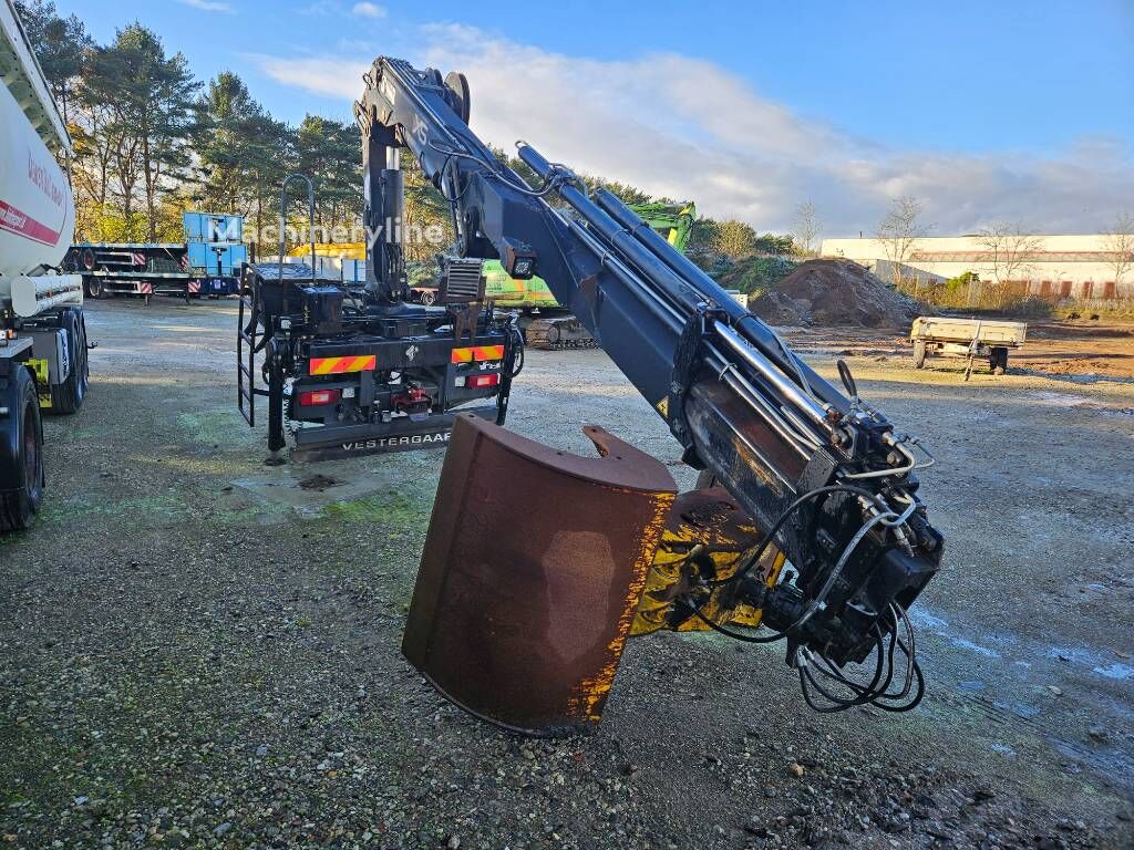 Volvo HIAB 166 E-4 Hipro with crane mount mobile crane