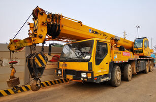 XCMG 8X4 35T Euro 4 mobile crane