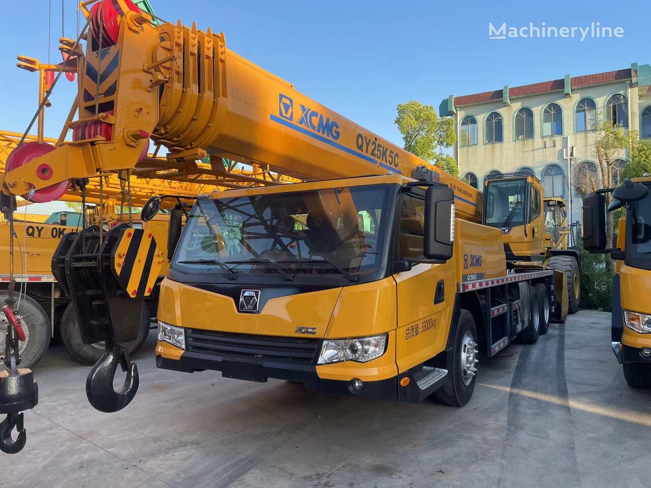 شاحنة رافعة XCMG  Good performance 25 ton