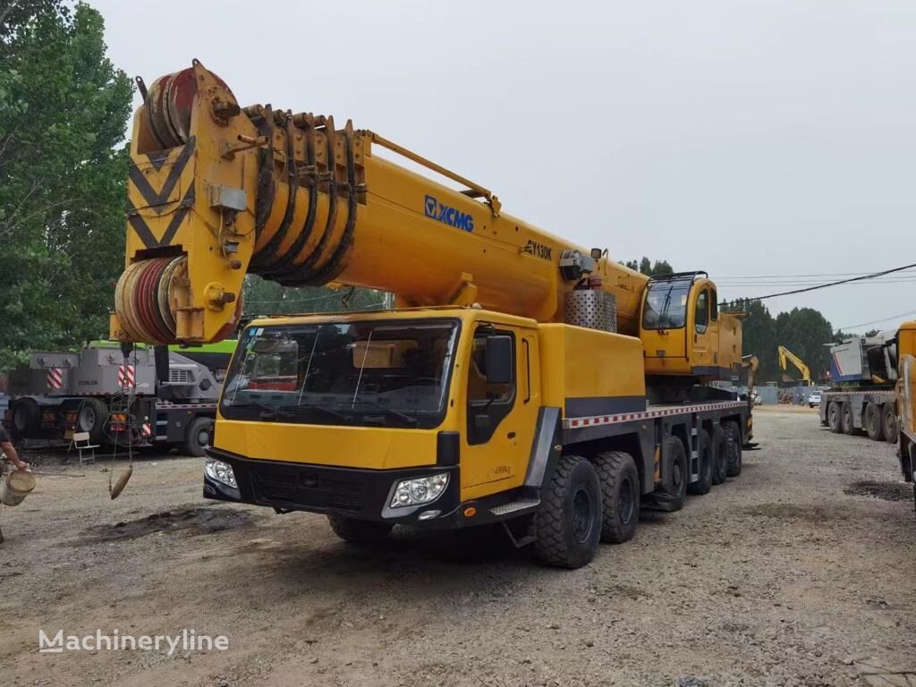 XCMG Q130 mobile crane