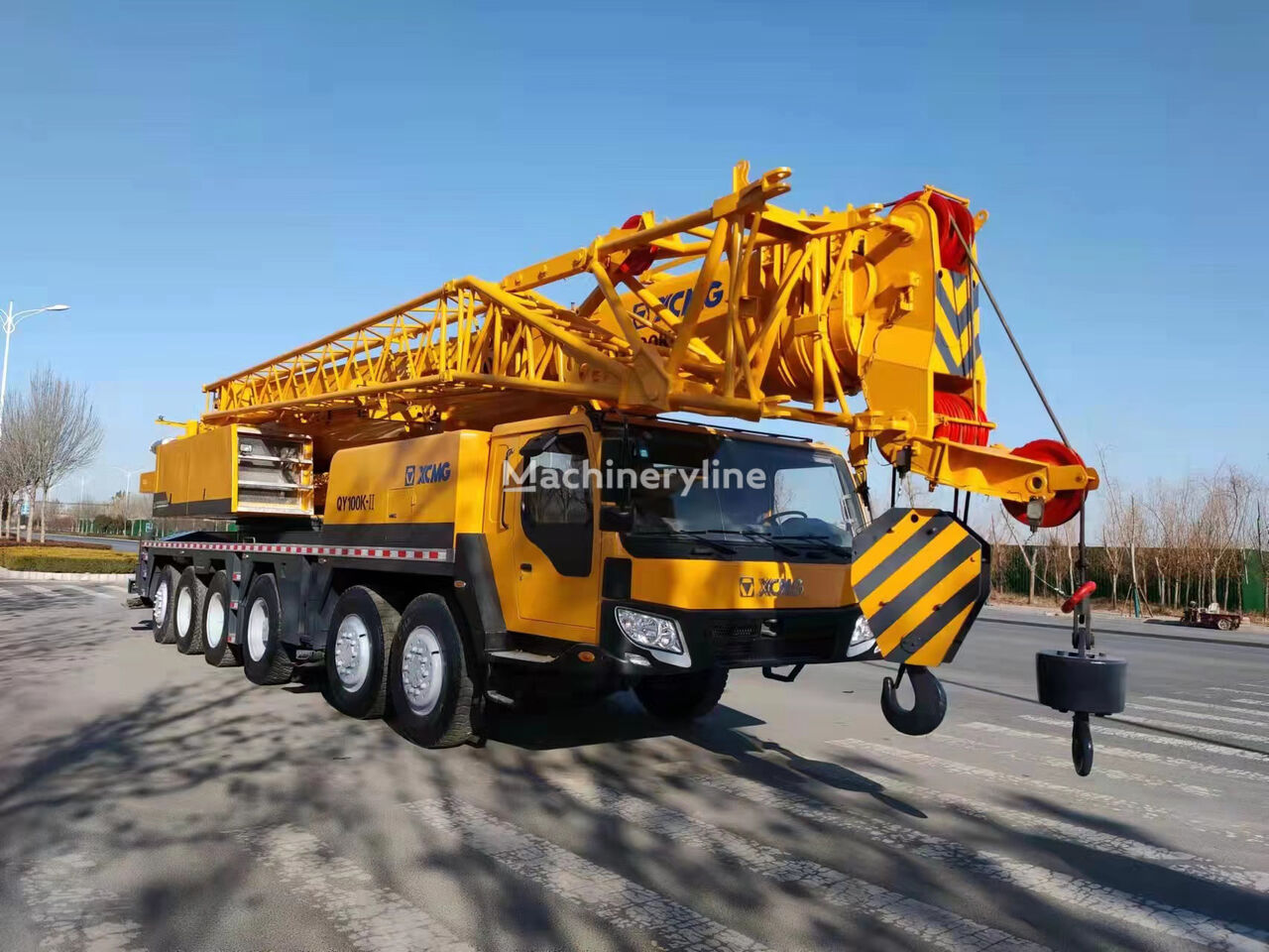 cần cẩu di động XCMG QY100K-II 100 ton truck crane