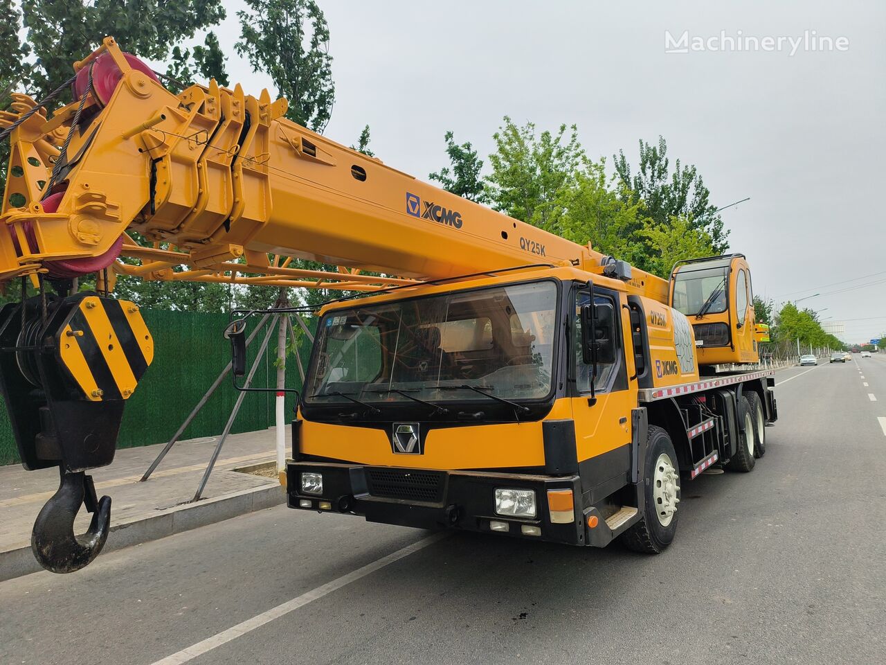 XCMG QY25K XCMG 25t 25 tons used mounted truck crane  mobile crane