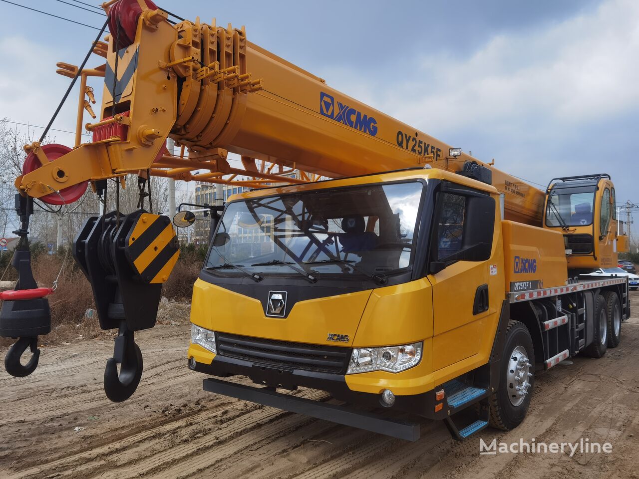 移动式起重机 XCMG QY25K5F 25 ton 25t 25 tons 25ton used XCMG mounted truck crane