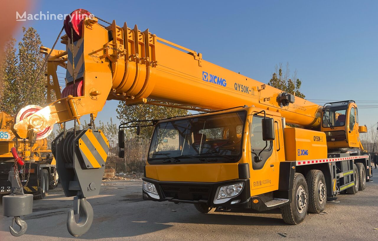 automacara XCMG QY50K-2 50 ton truck crane