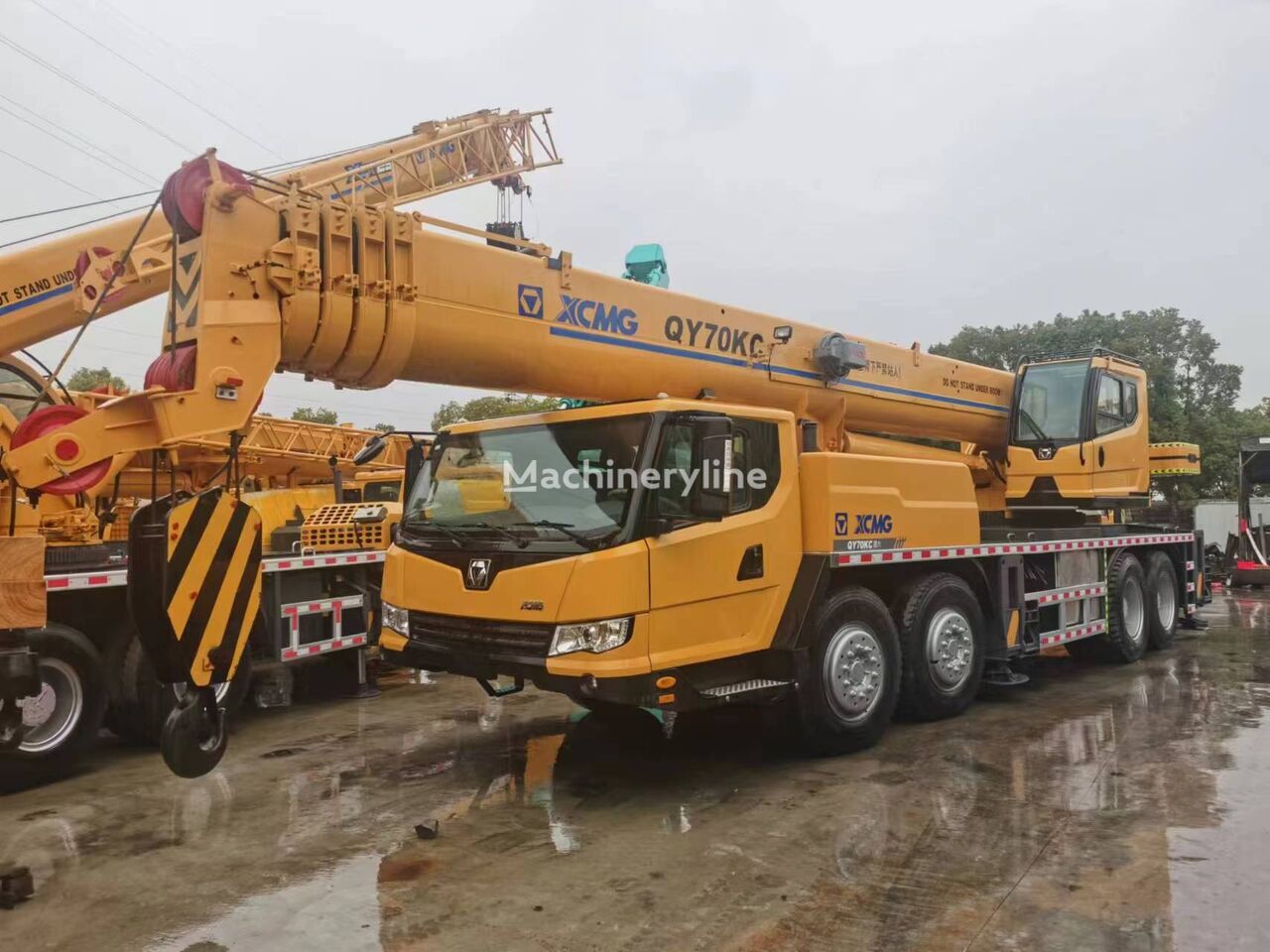 XCMG QY70K mobile crane