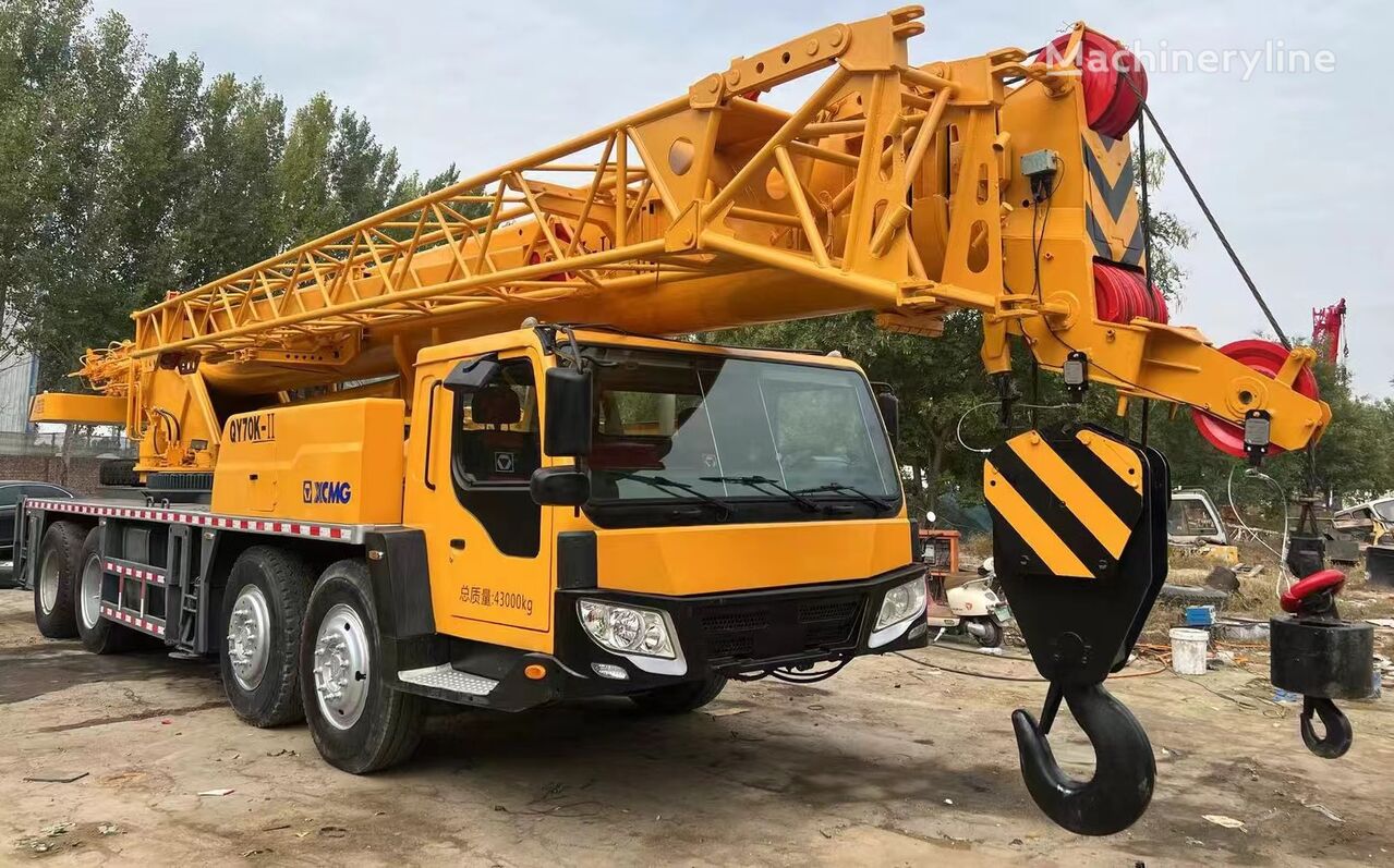 XCMG QY70K-II 70 ton 70 tons 70t used mobile truck mounted crane  autoceltnis