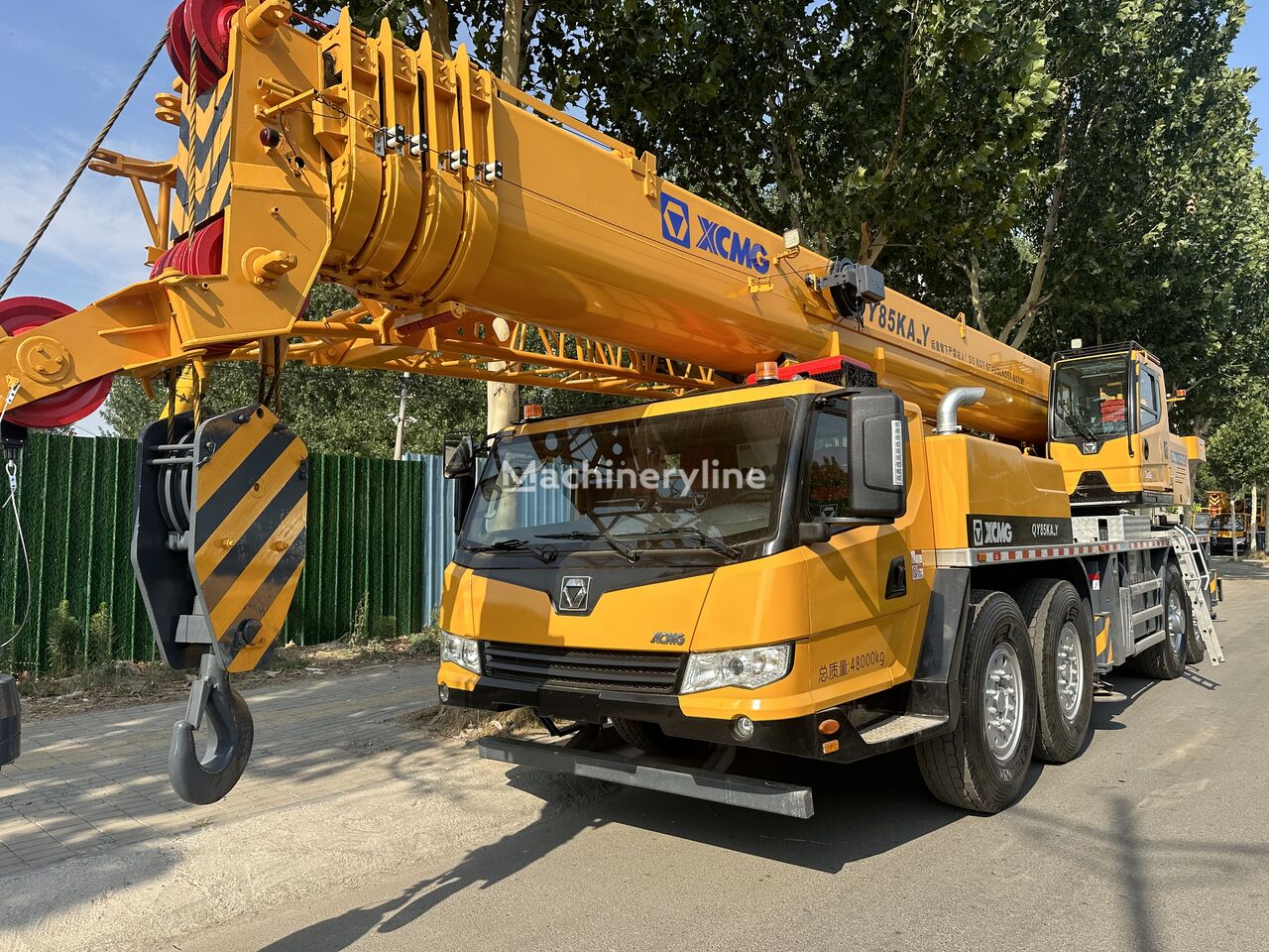 XCMG QY75K 75 85 90 100 Ton all terrain crane ajoneuvonosturi - Machineryline