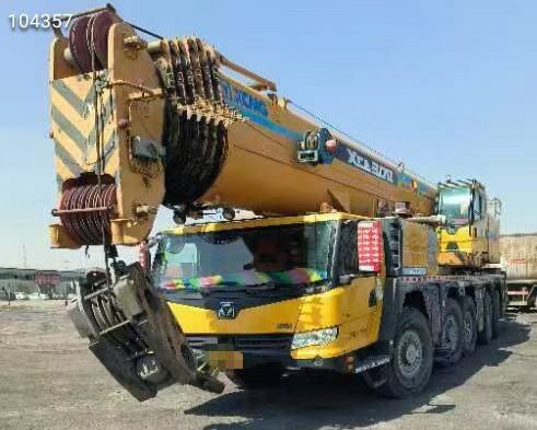 XCMG XCA300 XCT300 XCA220 XCT220 QAY300 300 ton 300t 300 tons 300ton grúa móvil