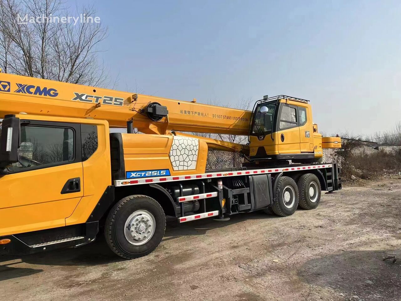 XCMG  XGT25 mobile crane