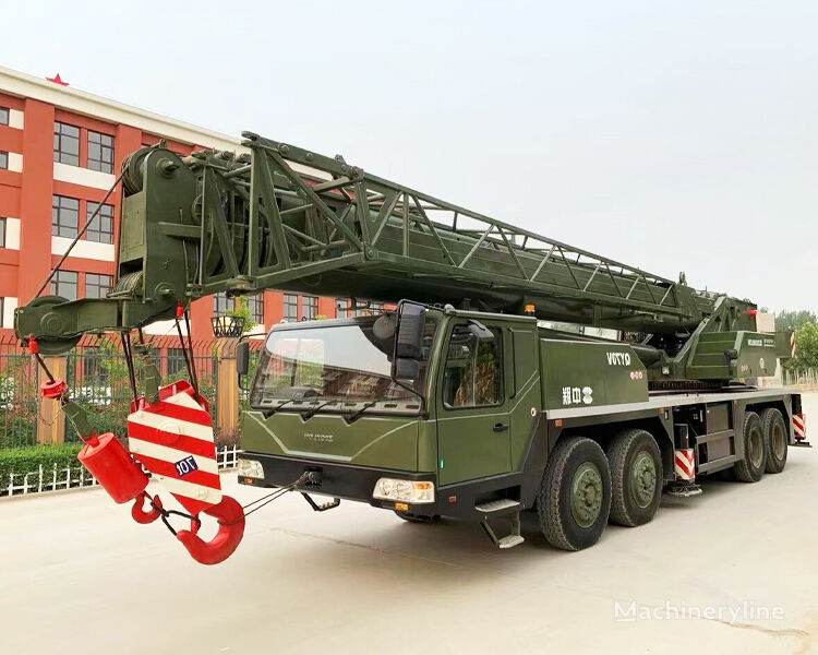 Zoomlion QY70V mobile crane