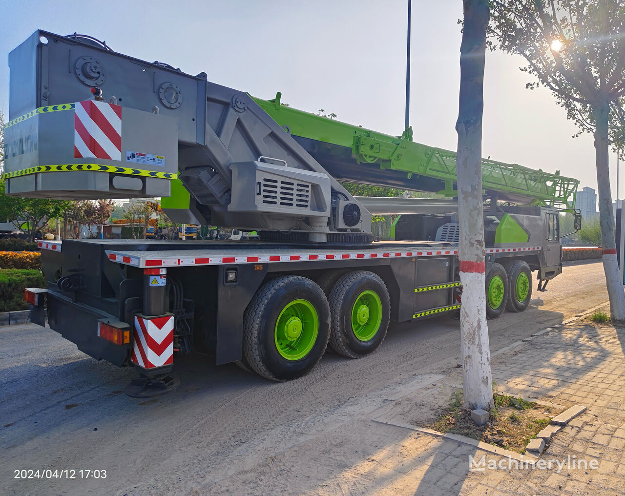 grue mobile Zoomlion QY70V