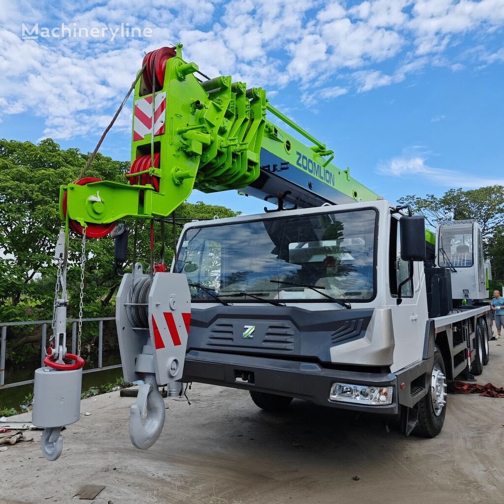 grue mobile Zoomlion Used ZTC250V Truck Crane*