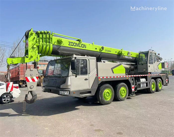 Zoomlion ZTC500V 50ton 50 ton 50 tons 50t used truck mounted crane  mobile crane