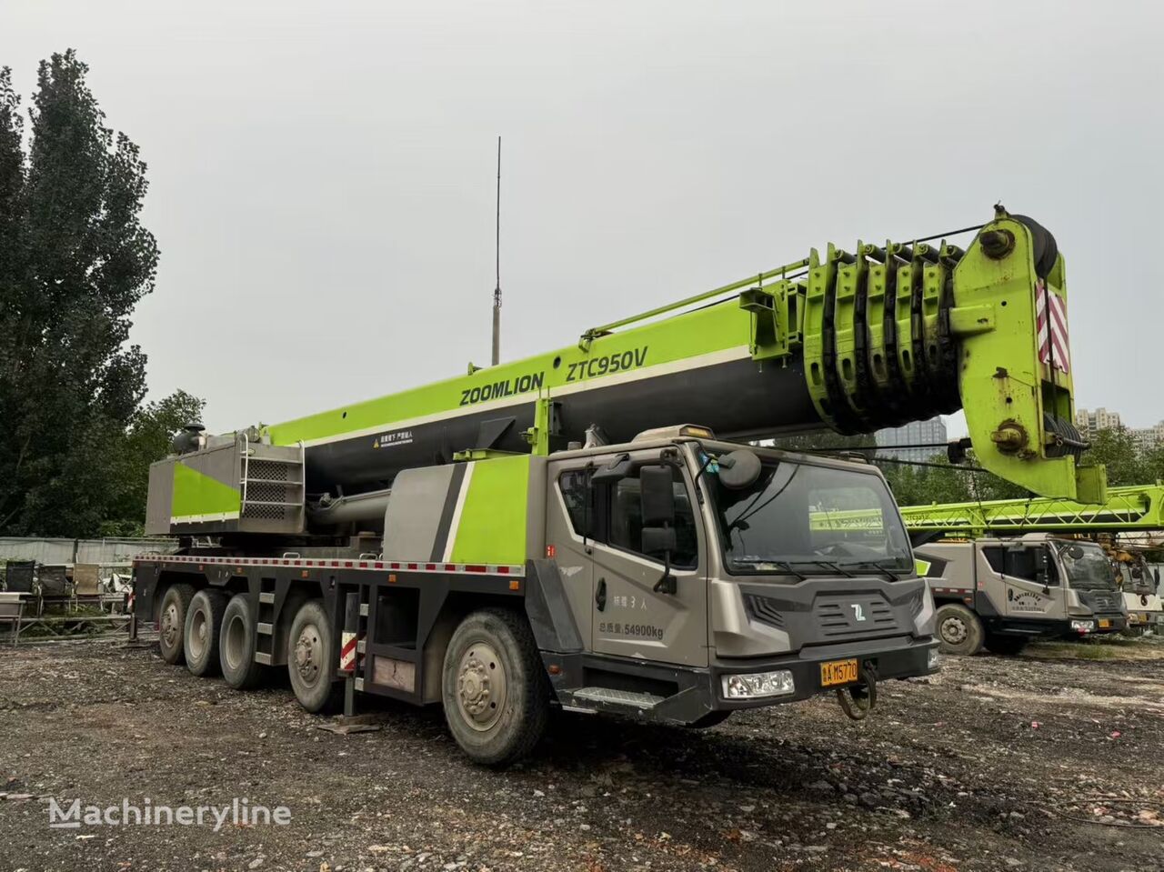 Zoomlion ZTC900V mobile crane