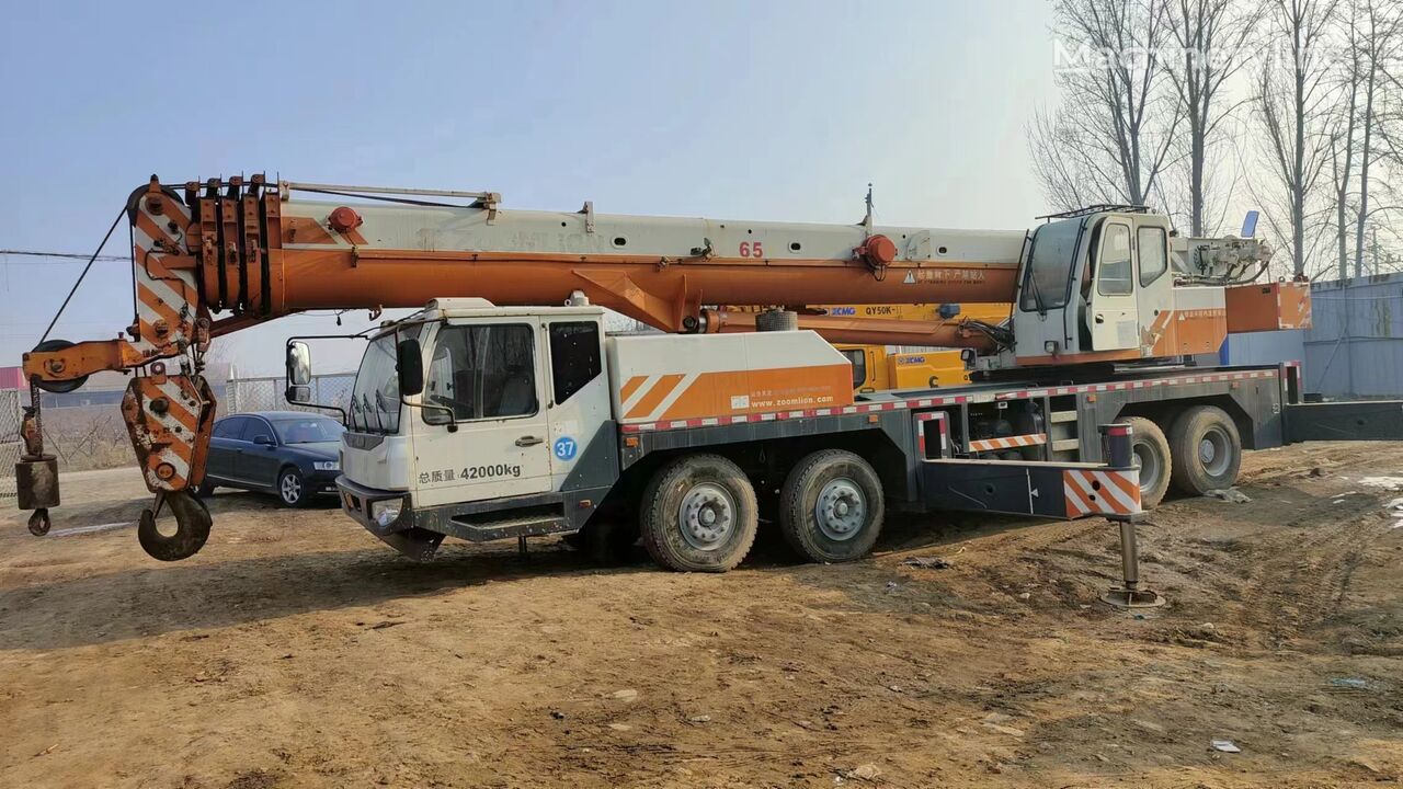 cần cẩu di động Zoomlion Zoomlion QY50V QY50 ZTC500V ZTC500 50 ton 50 tons used truck cra