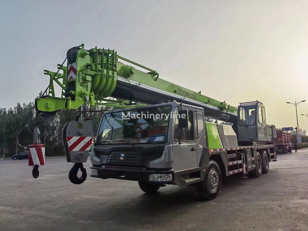 Zoomlion Zoomlion ZTC250 ZTC250V QY25V QY25 25 ton 25 tons 25t crane mobile crane