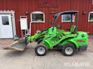 Avant 528 multifunctional loader