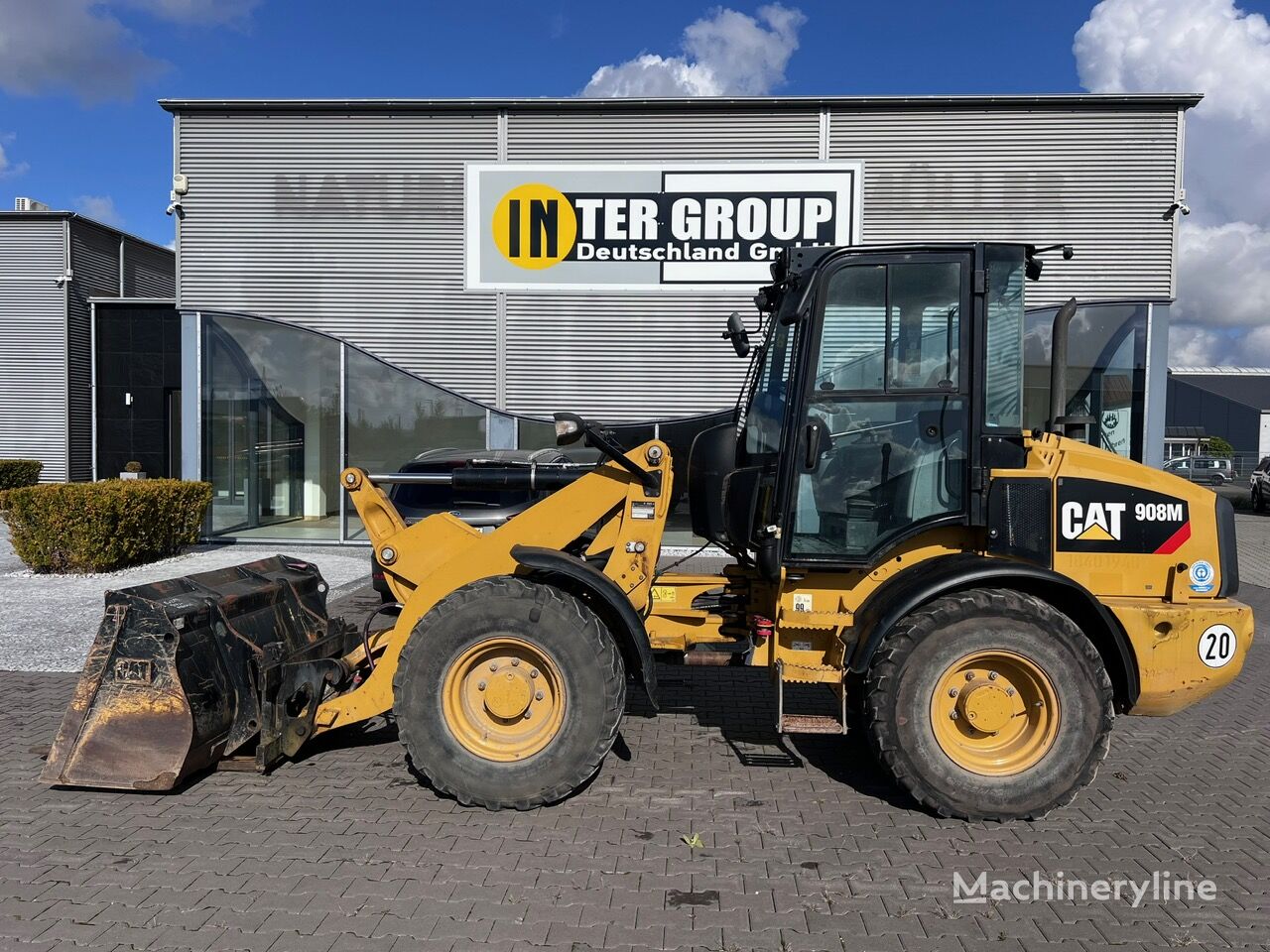 loader multifungsi Caterpillar 908M CE+EPA