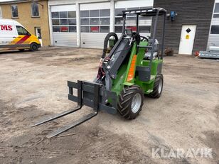Croni LH110 multifunctional loader