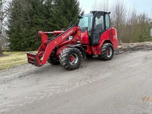 Schäffer 5370z monitoimikuormaaja