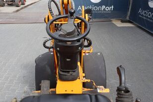 Încărcător multifuncțional WCM FOX HT25J de vânzare - Imagine 19 | Machineryline MD Încărcător multifuncțional WCM FOX HT25J | Imagine 19 - Machineryline