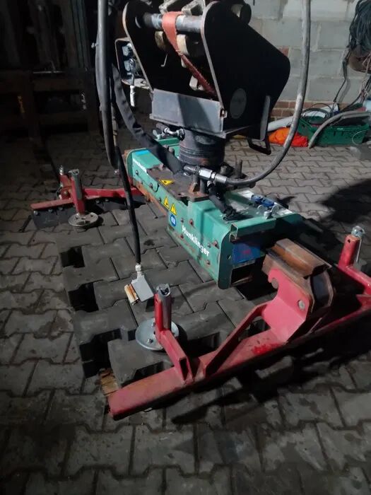 Układarka do kostki brukowej Hunklinger S600F - Machineryline