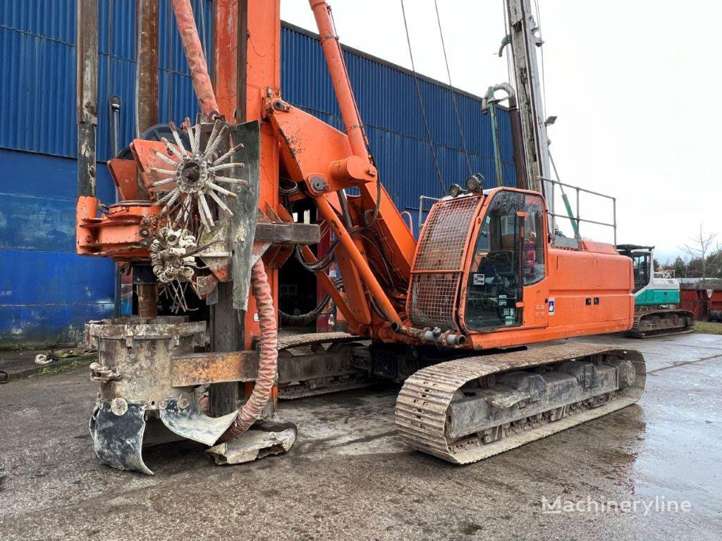 Soilmec R312/200 pile driver