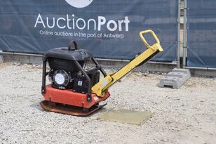 виброплита Dynapac LG200