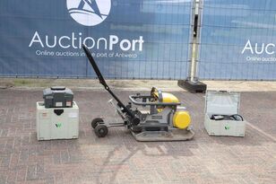 Neuson AP2560e plate compactor