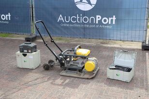 Neuson AP2560e plate compactor