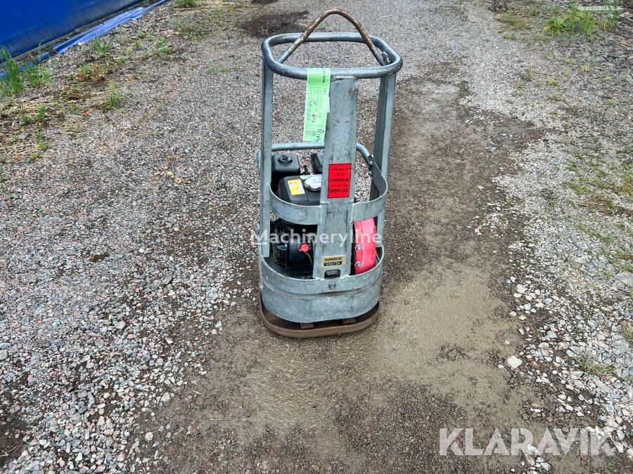 Swepac FR 85 plate compactor