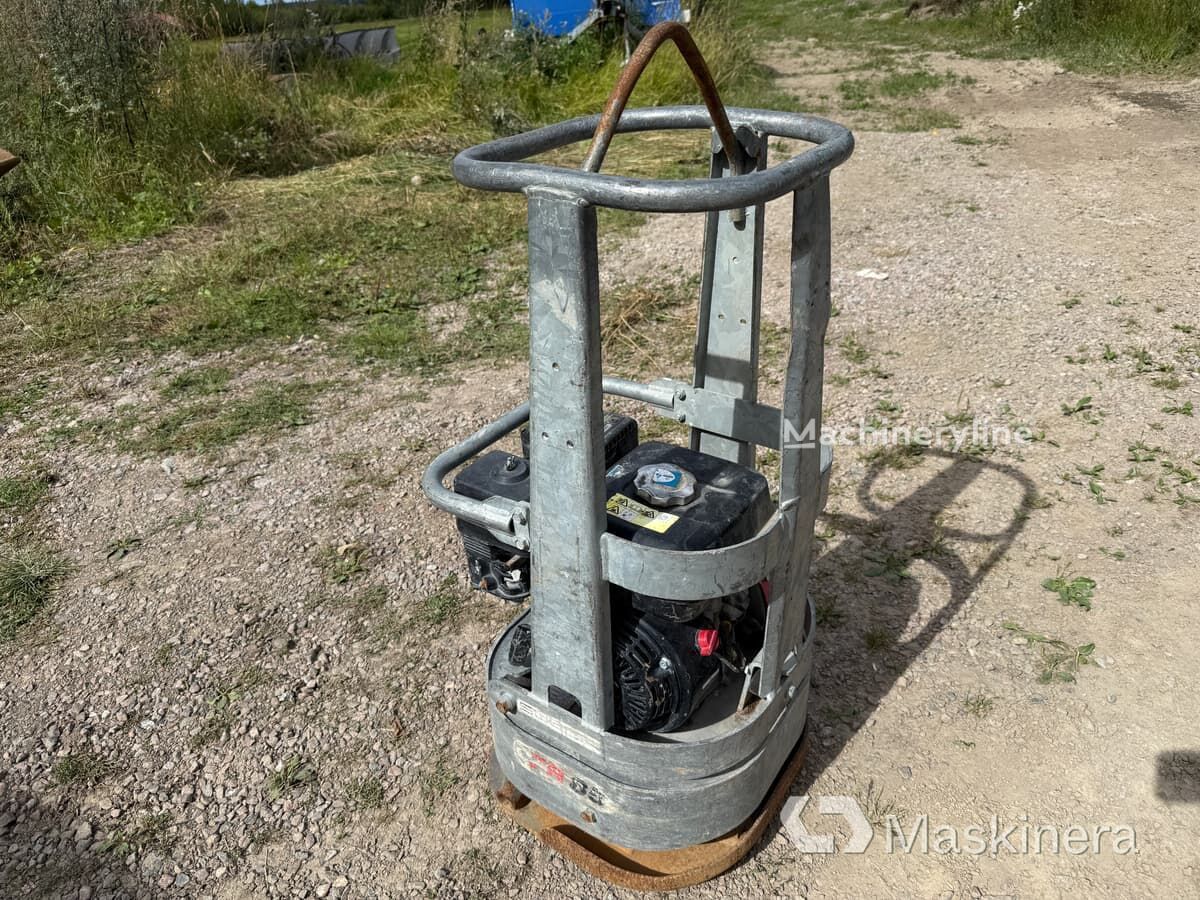 Купить виброплиту Swepac Rundpadda | Machineryline LV Виброплита Swepac Rundpadda - Machineryline