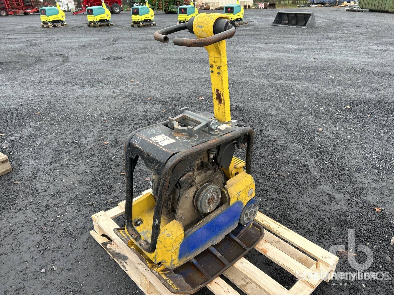 Wacker plate compactor