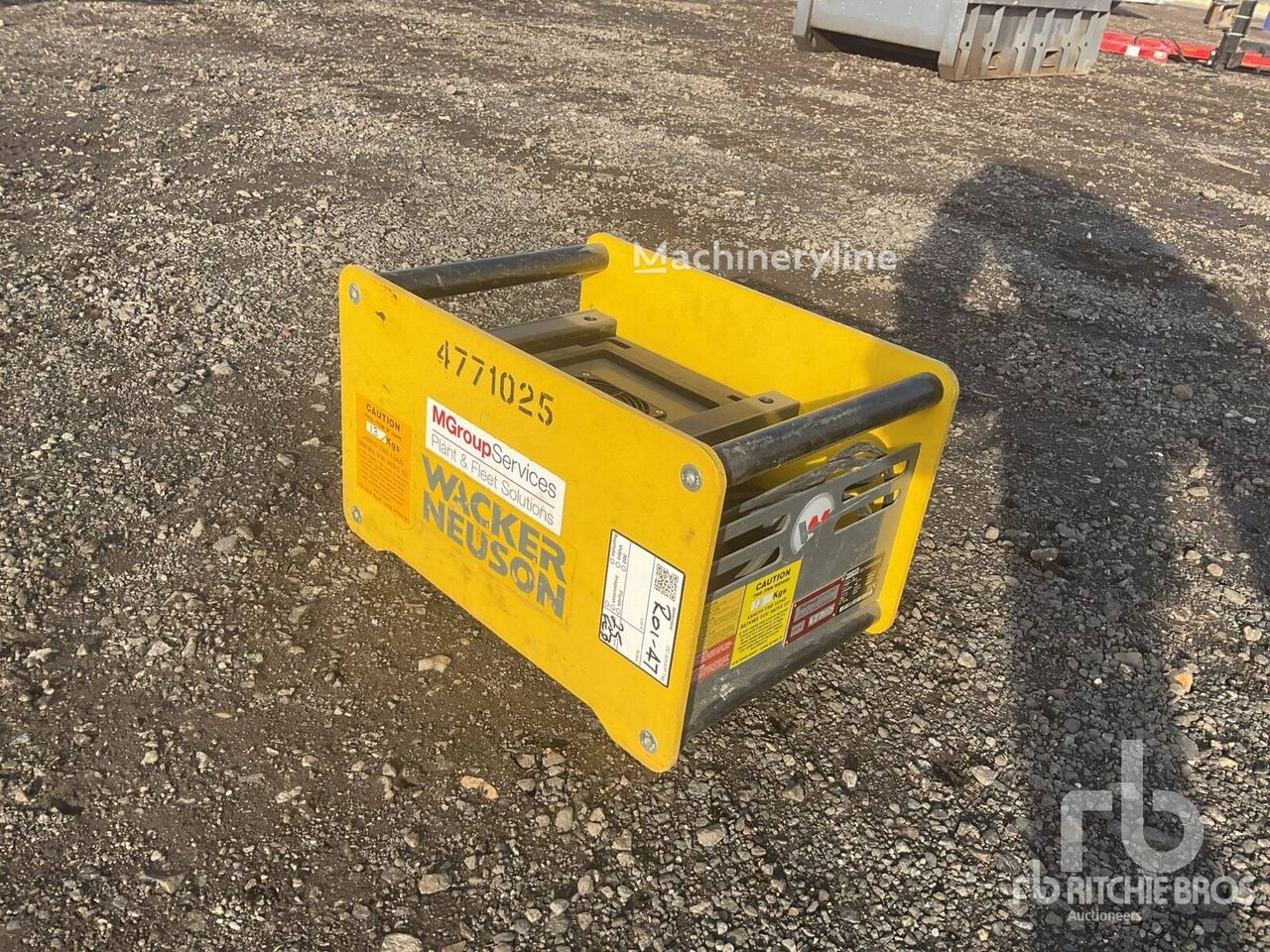 Wacker Neuson 100 plate compactor