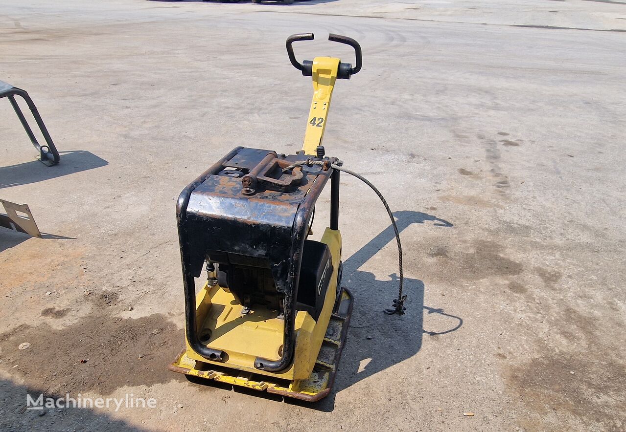 Wacker Neuson DPU 3060 plate compactor