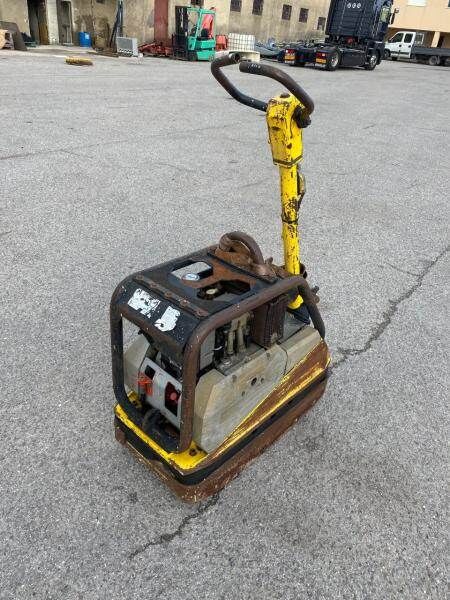 Wacker Neuson DPU6055 plate compactor