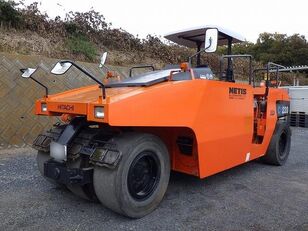 cilindru compactor pe pneuri Hitachi CP220-3