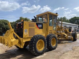 Caterpillar 140K pull-type grader