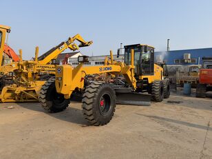 niveleuse tract&eacute;e XCMG GR180