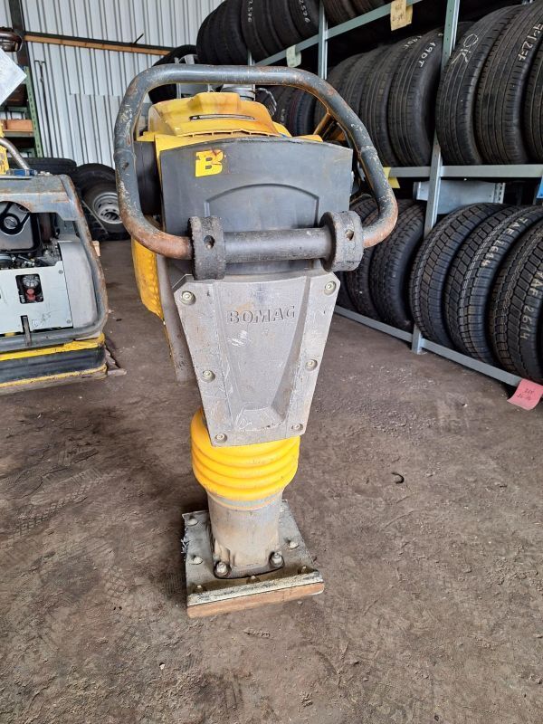 BOMAG BT 65 pisón compactador - Machineryline