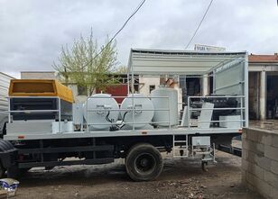 разметочная машина Kaltfarbe und Glaspulver road