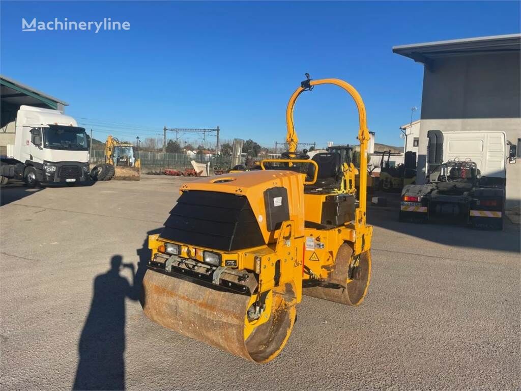 Ammann AV-26 road roller